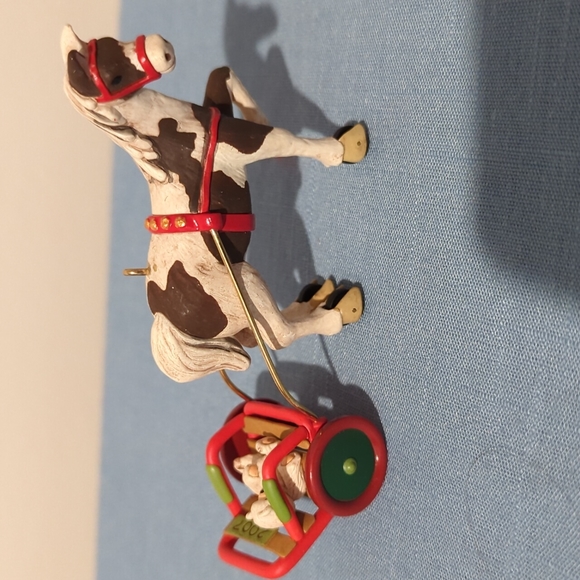 Hallmark Keepsake Christmas Ornament A Pony For Christmas 2007 Series - Picture 2 of 7